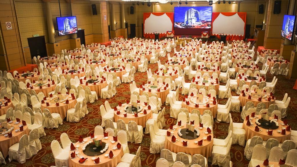 โรงแรมเมกะ มีรี ภายนอก รูปภาพ